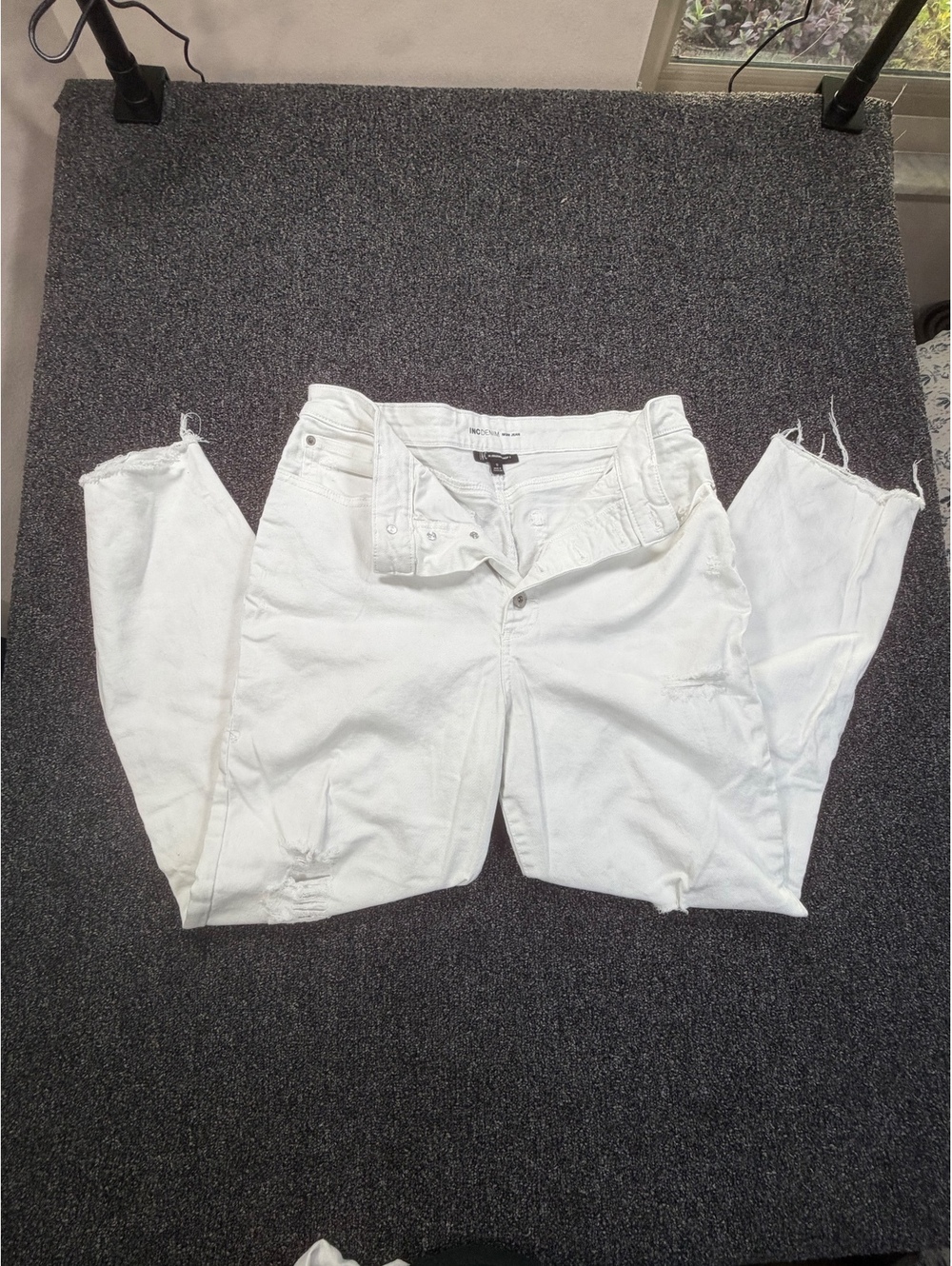 INC International Concepts Mom Jeans Womens 12 White High Rise Distressed Ripped